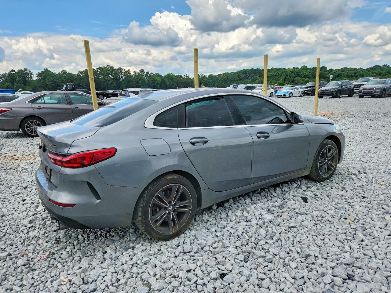 2022 BMW 228I - Фото 3