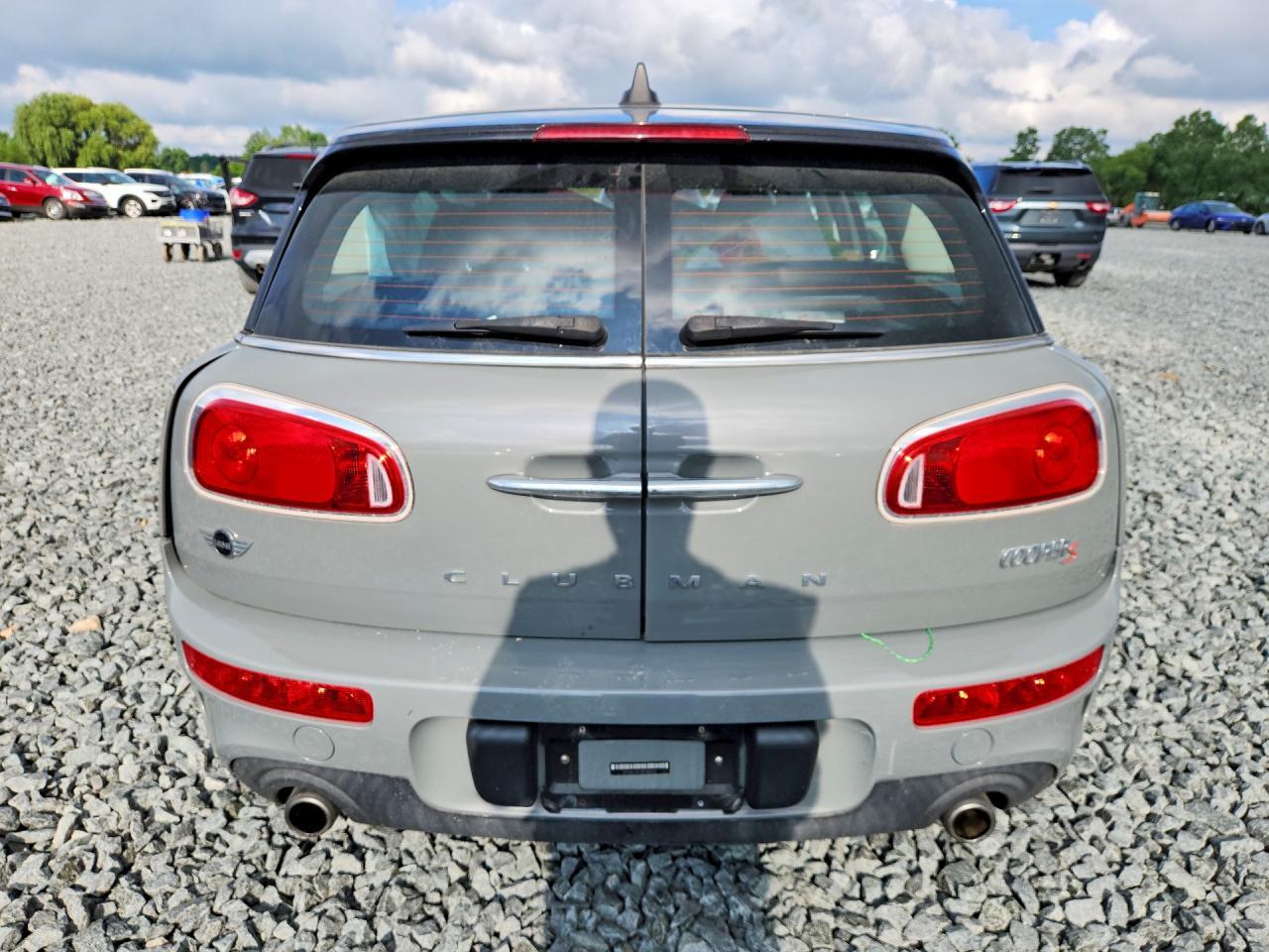 2017 Mini Cooper S Clubman All4 - Image 6