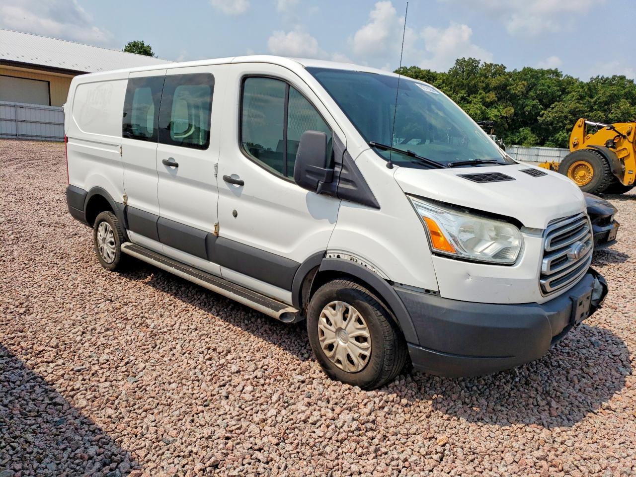 2015 Ford Transit 250 Delivery Van - Image 4