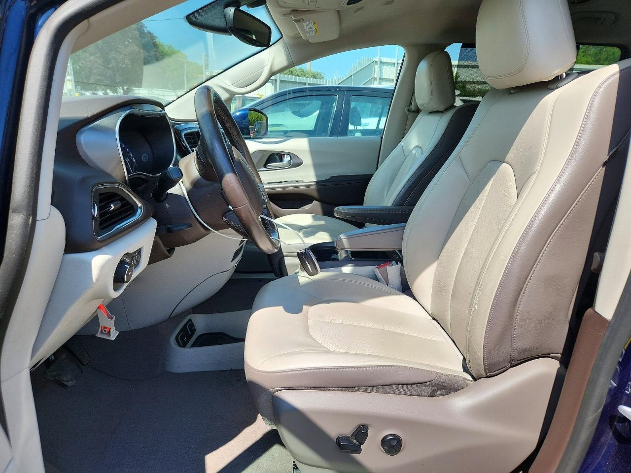 2019 Chrysler Pacifica Touring L Plus - Фото 7