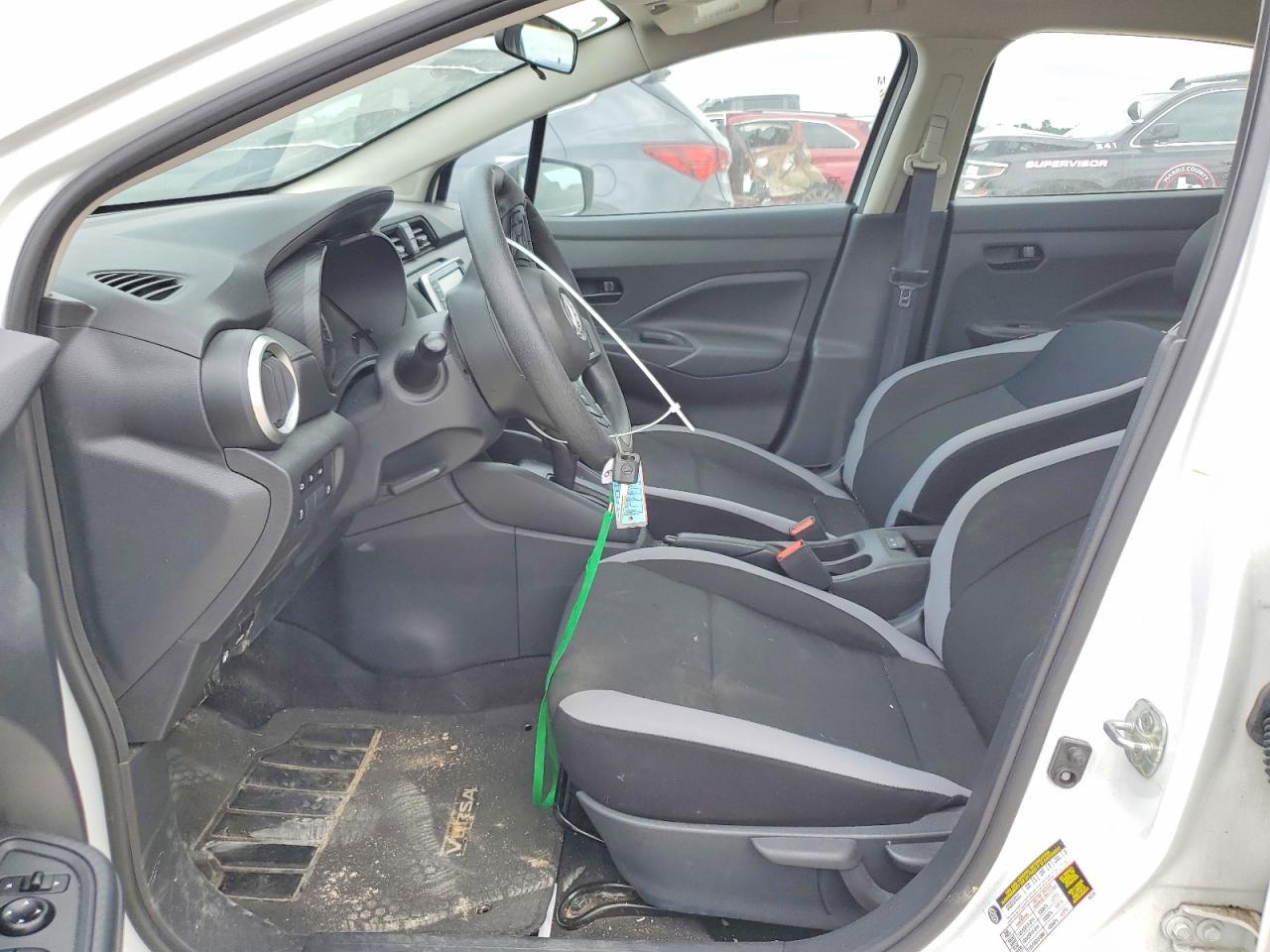 2025 Nissan Versa S - Image 7