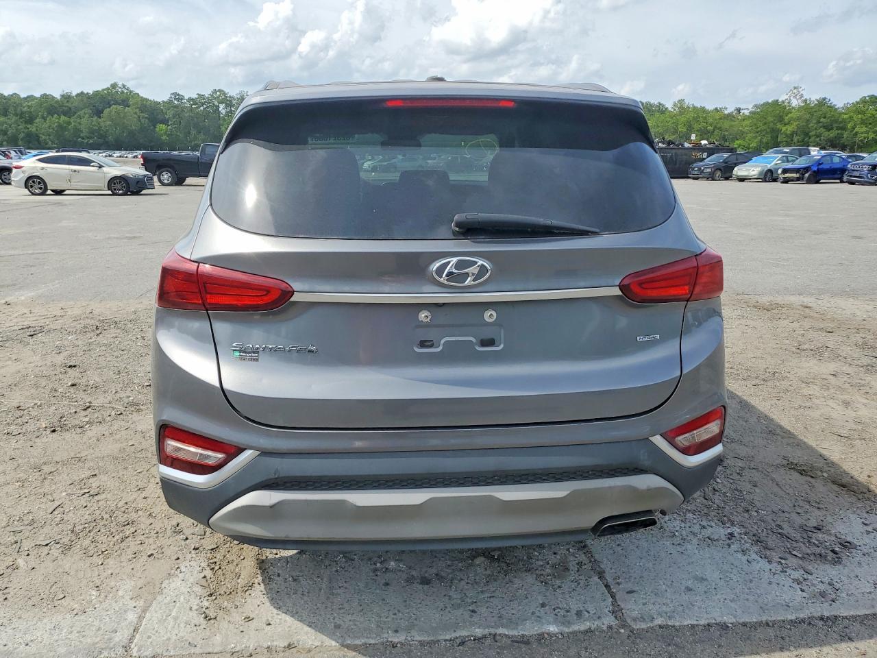 2019 Hyundai Santa Fe Se - Фото 6