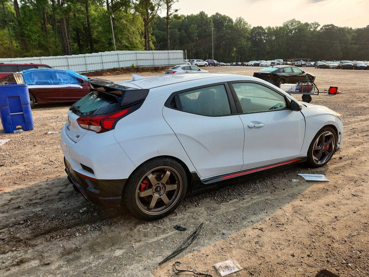 2020 Hyundai Veloster N Base - Фото 3