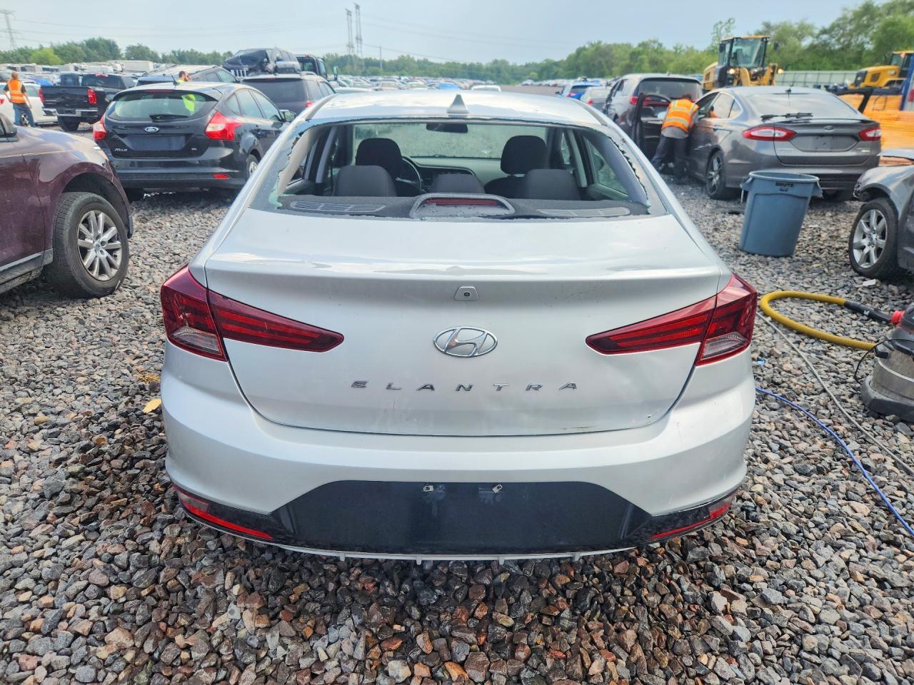 2020 Hyundai Elantra Sel - Image 5