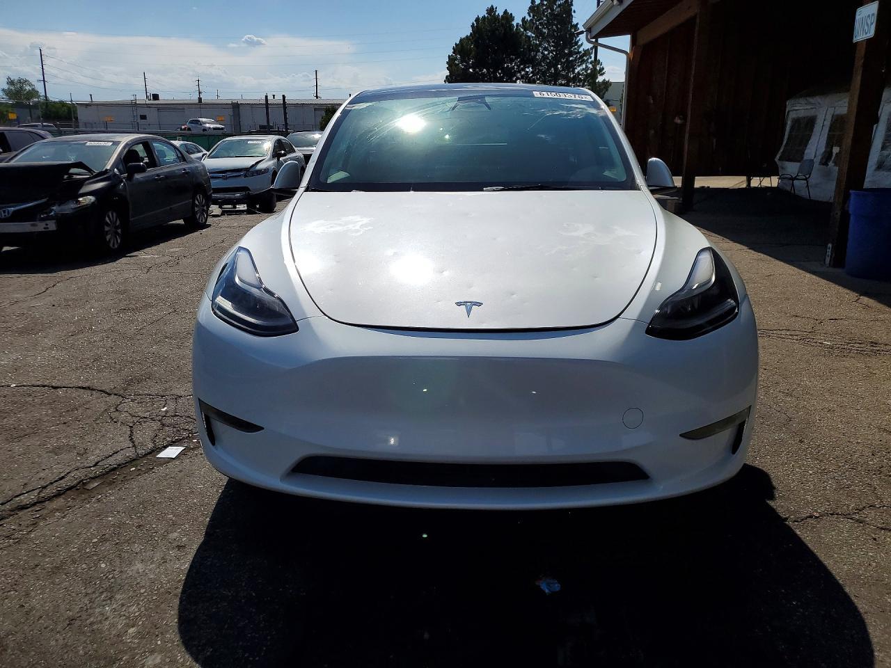 2023 Tesl Model Y - Image 5