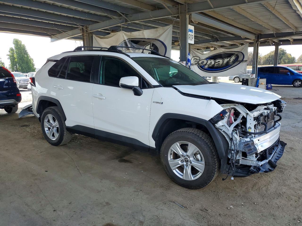 2021 Toyota Rav4 Hybrid Xle - Фото 4
