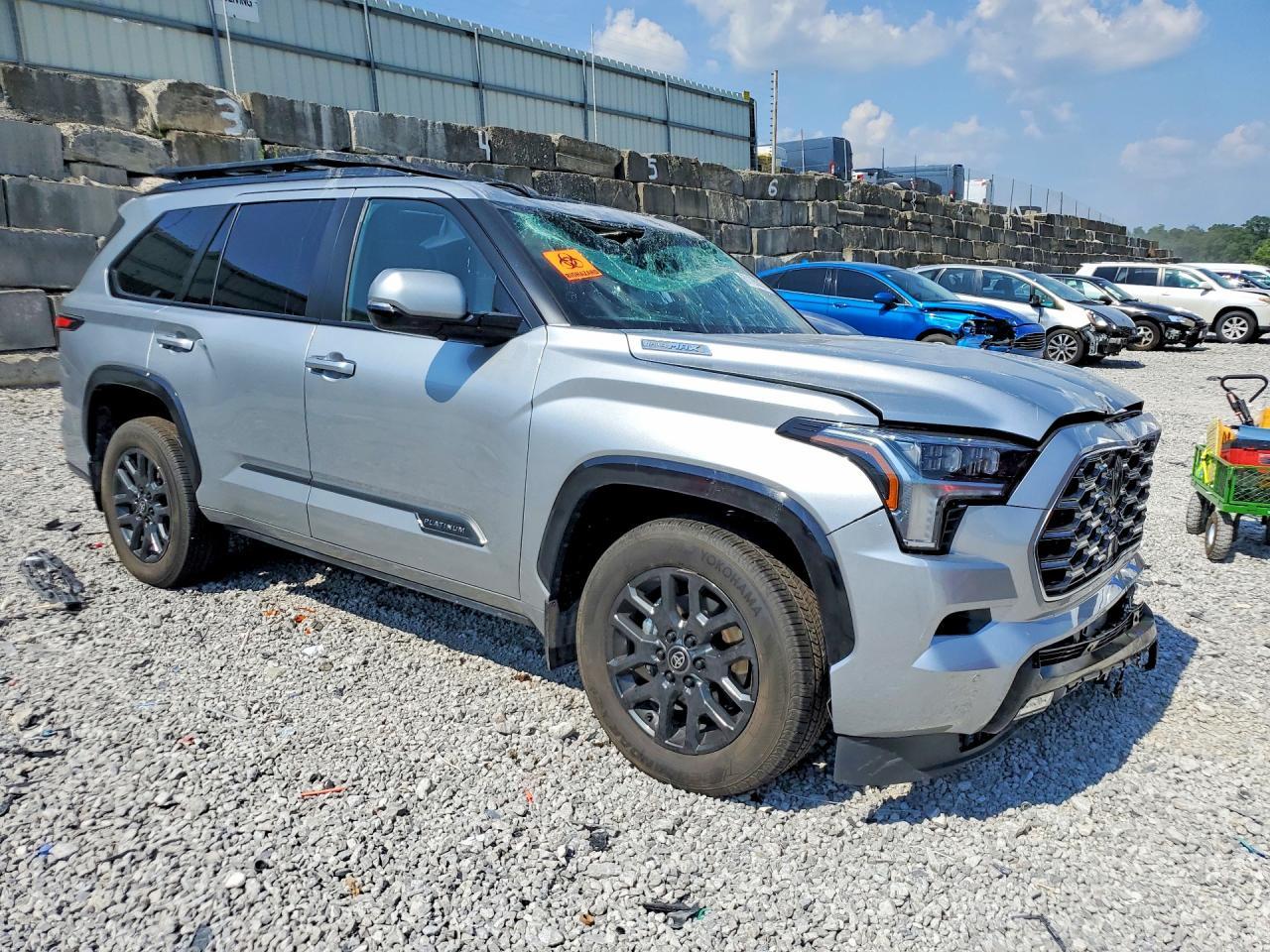 2026 Toyota Sequoia Platinum - Фото 4