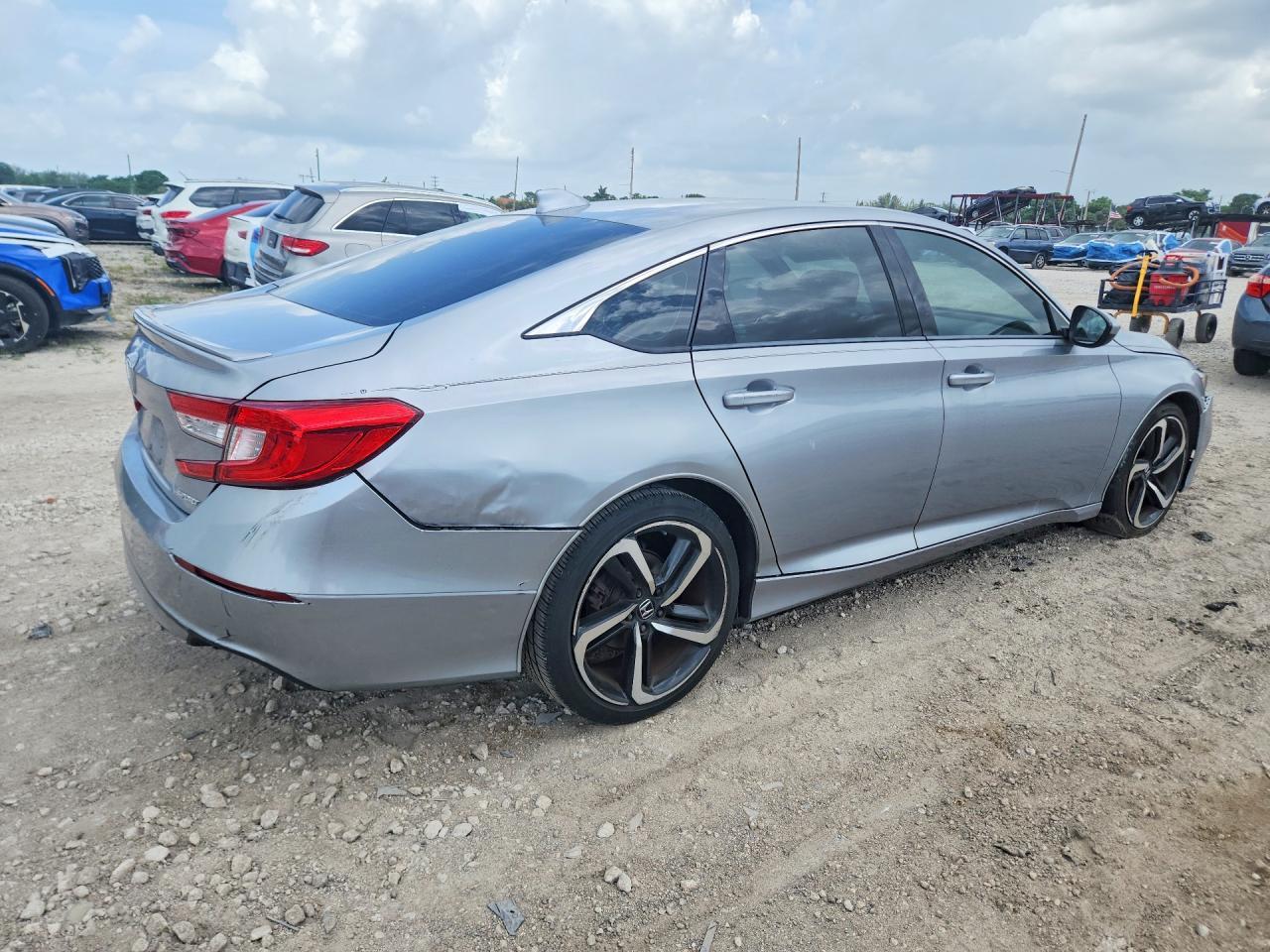 2020 Honda Accord Sport - Фото 3