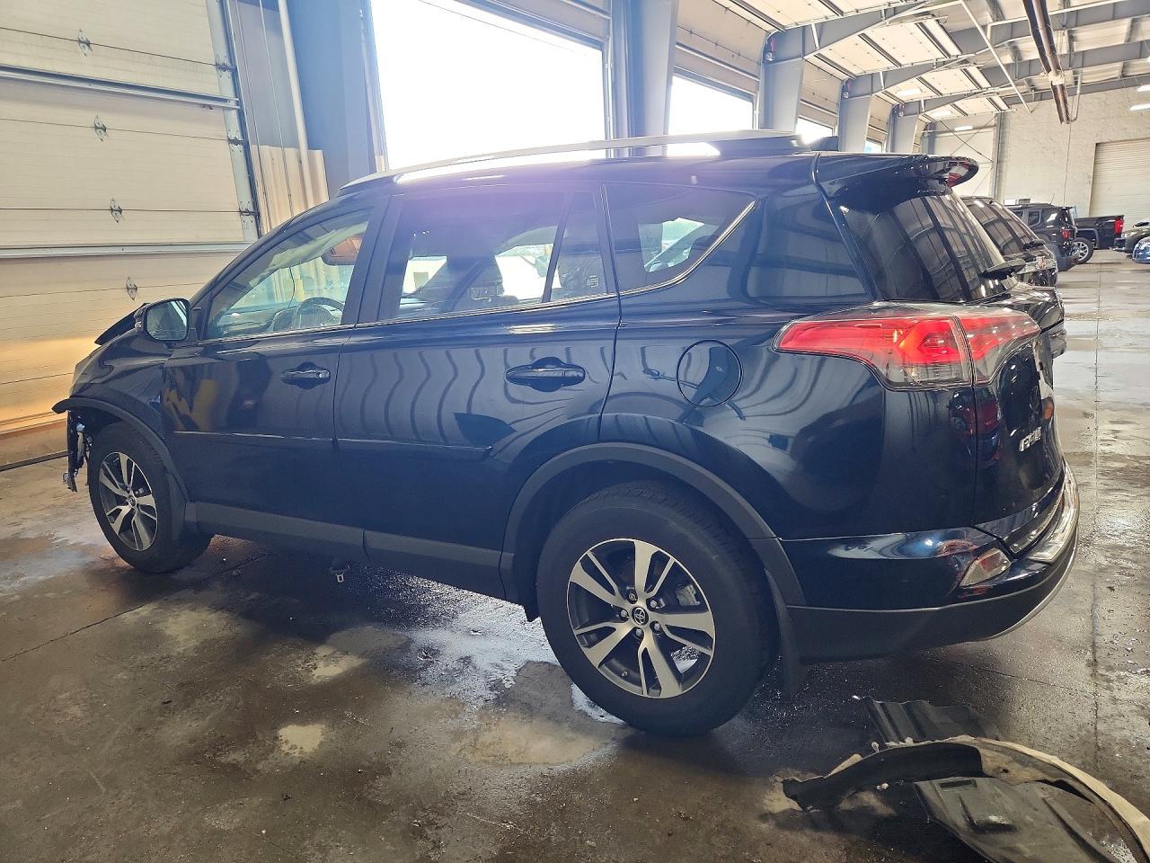 2018 Toyota Rav4 Xle - Фото 2