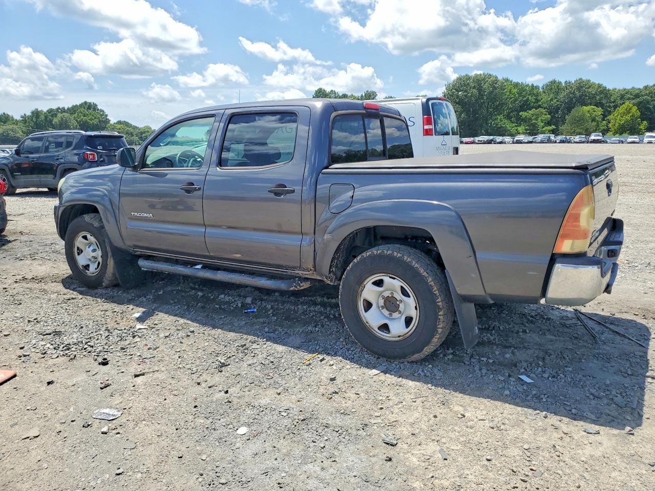 2011 Toyota Tacoma Double Cab - Фото 2