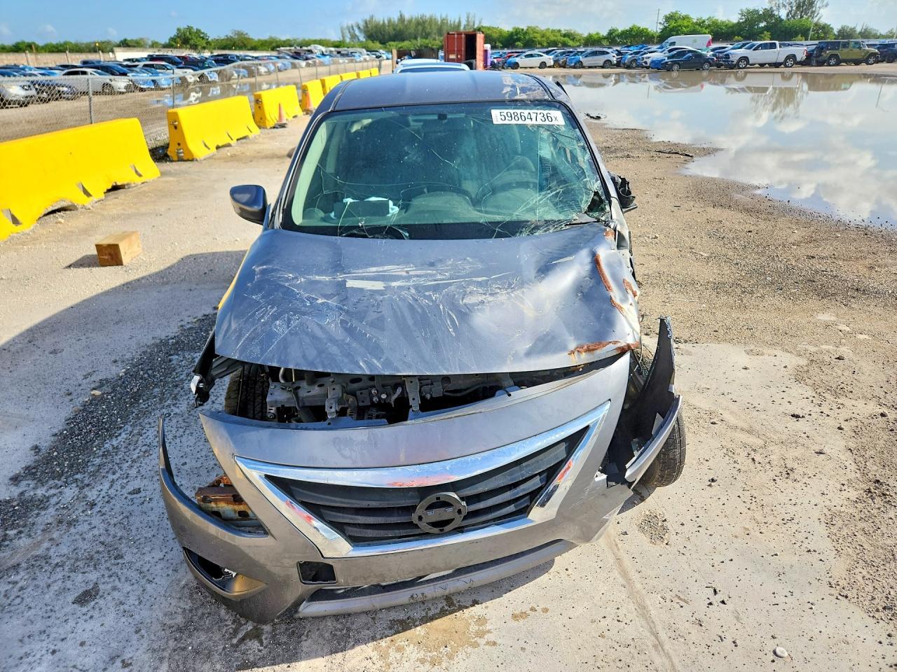 2019 Nissan Versa Sv - Image 5