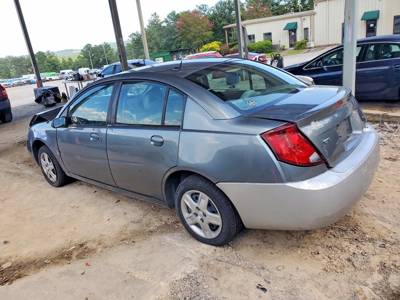 2006 Saturn Ion Level 2 - Image 2