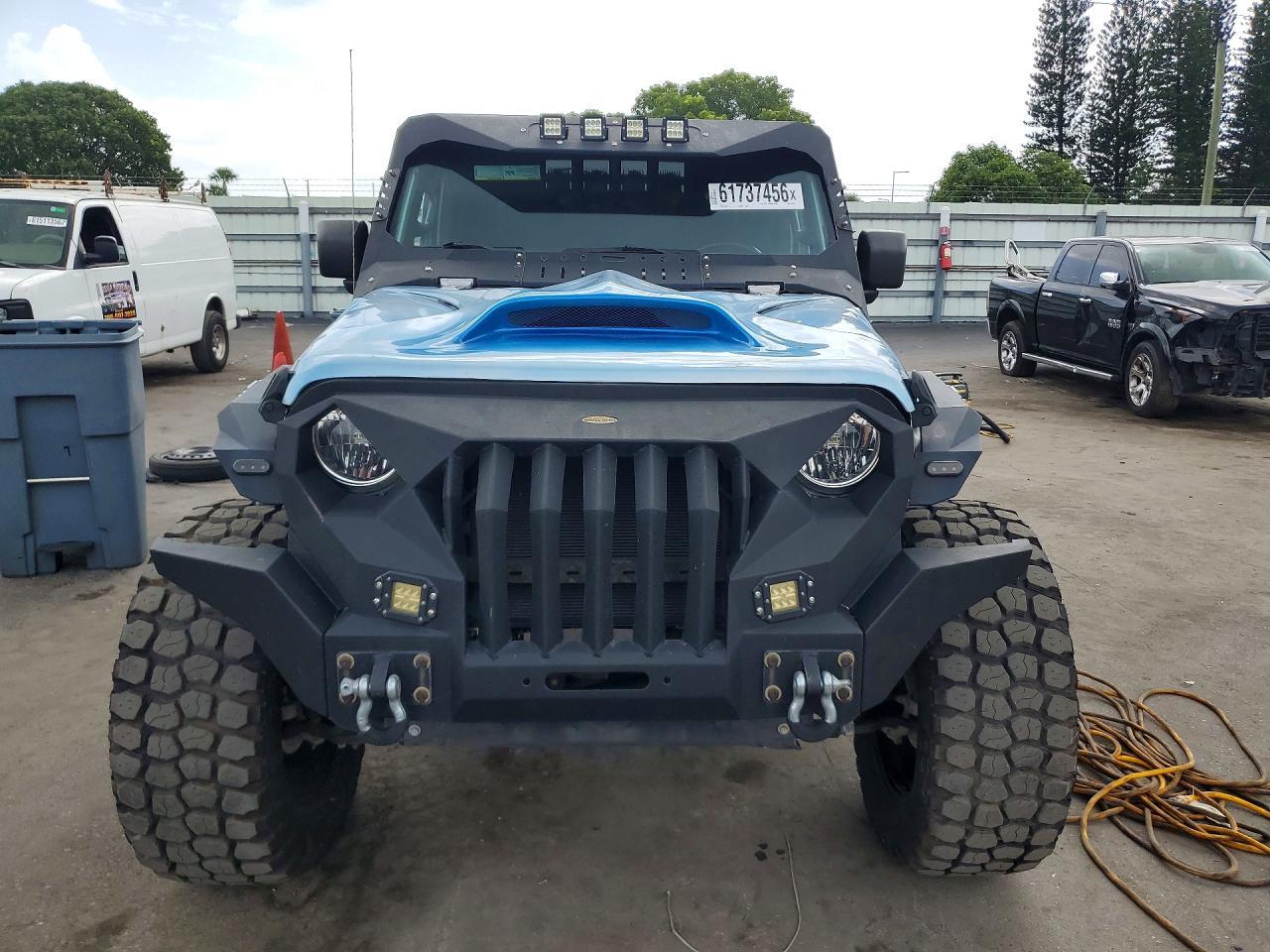 2020 Jeep Gladiator Sport - Image 5