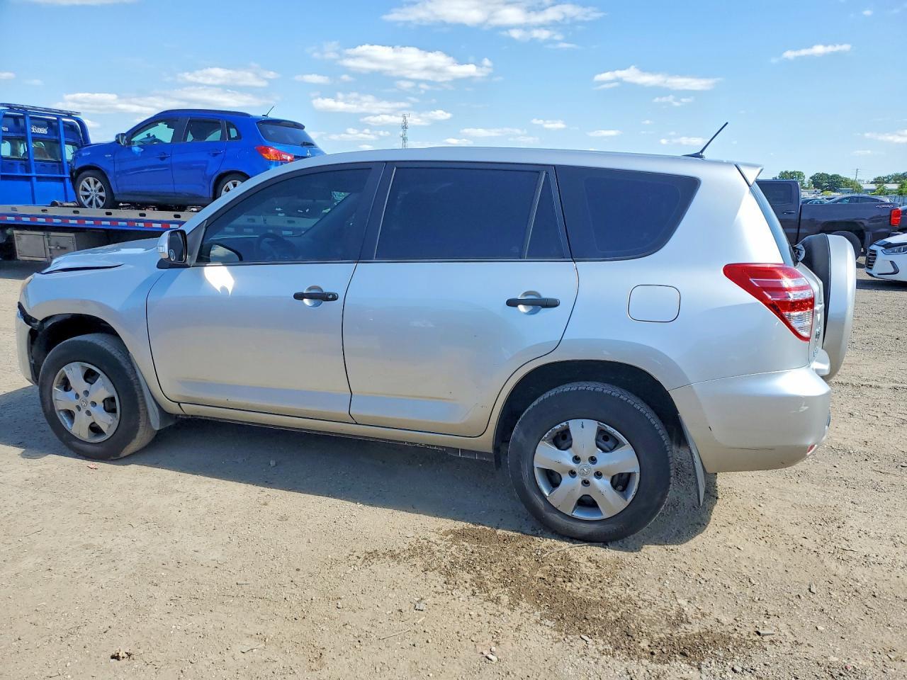 2012 Toyota Rav4 Base - Image 2