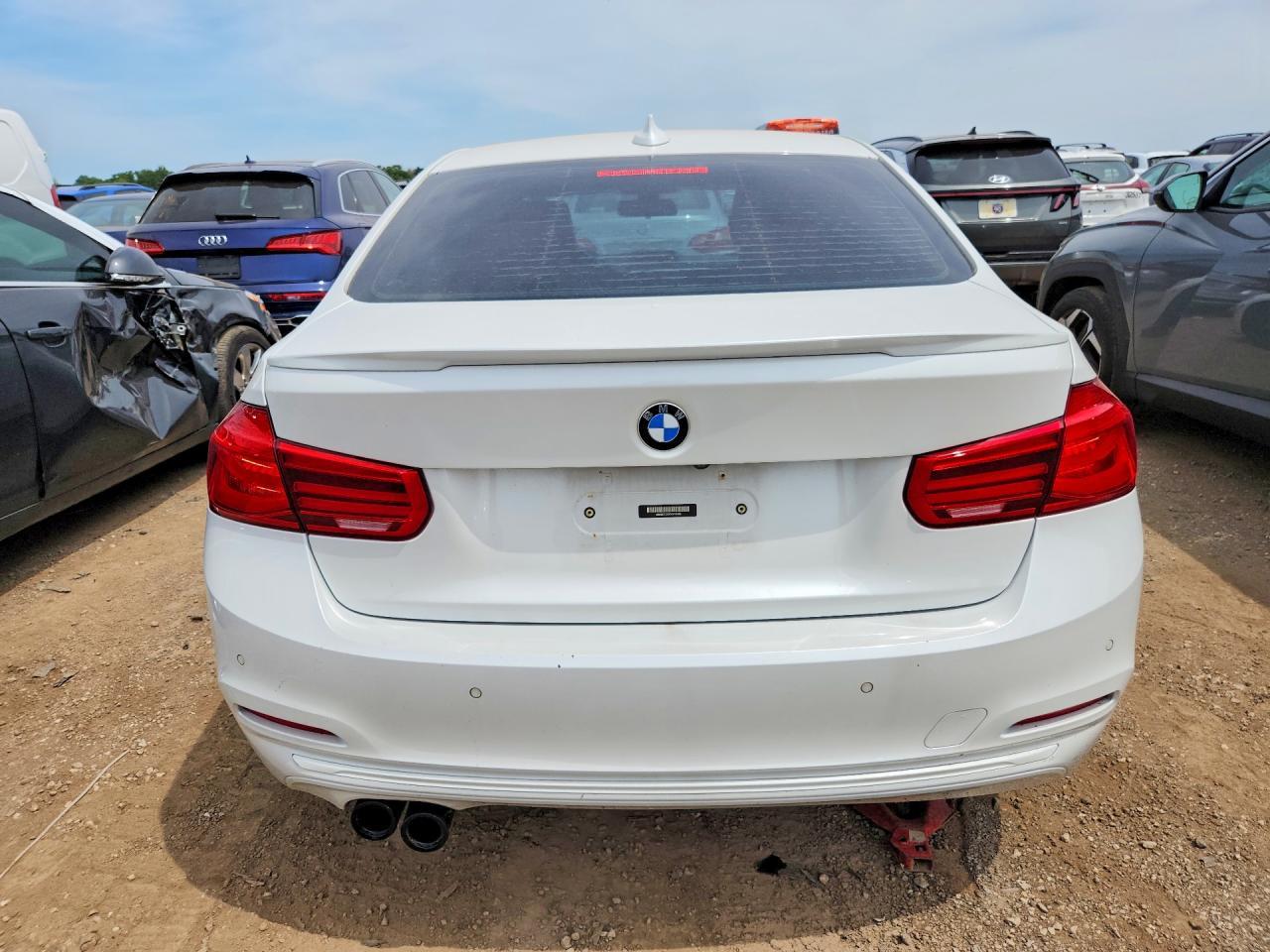 2016 BMW 328 I - Фото 6