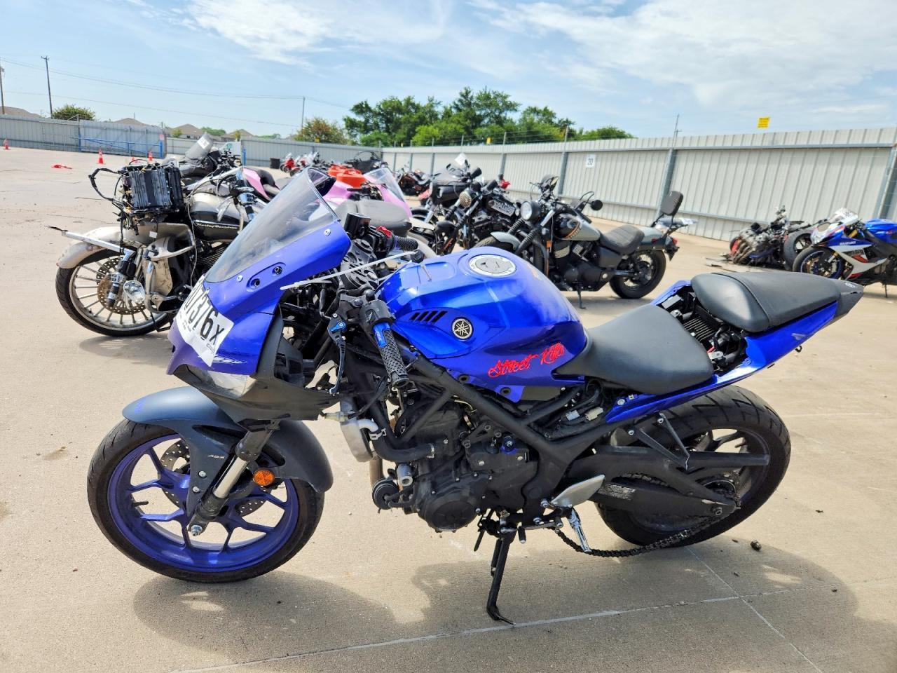 2022 Yamaha Yzfr3 A - Фото 3