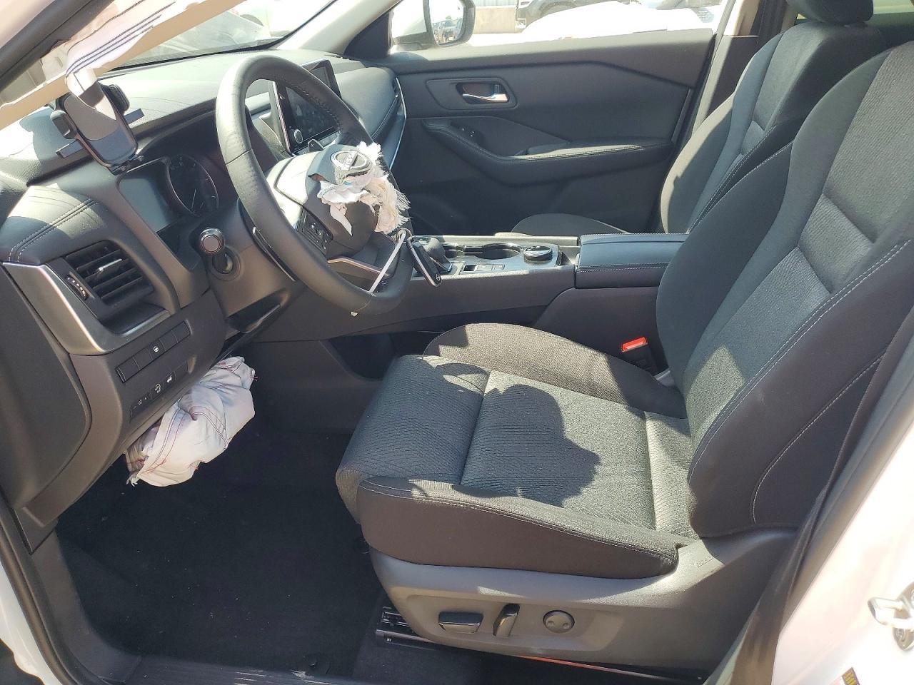 2026 Nissan Rogue Sv - Image 7