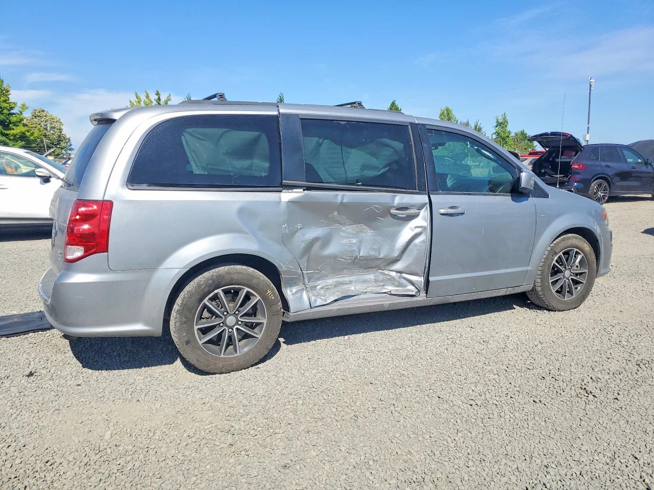 2019 Dodge Grand Caravan Gt - Фото 3