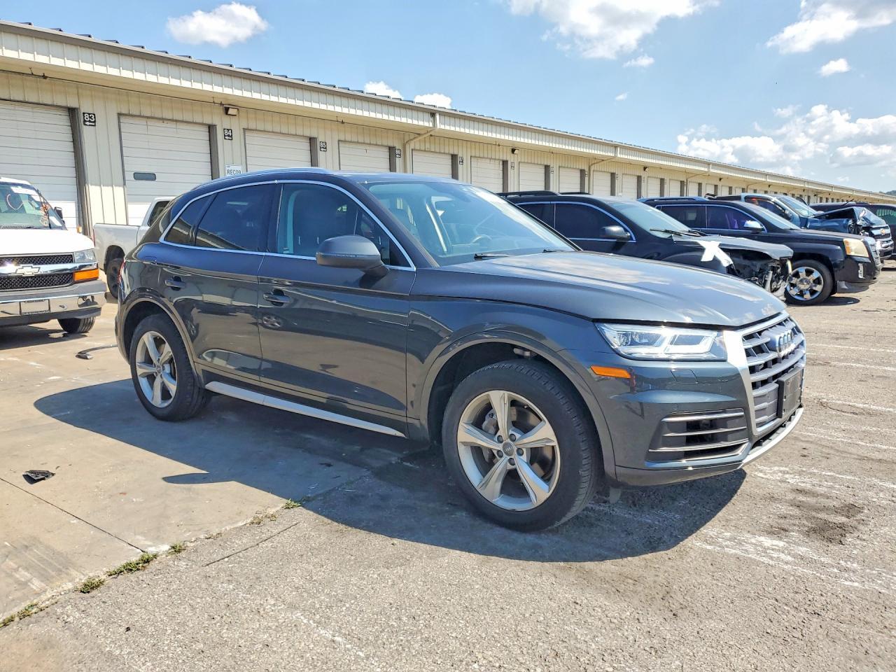 2020 Audi Q5 Premium Plus - Фото 4