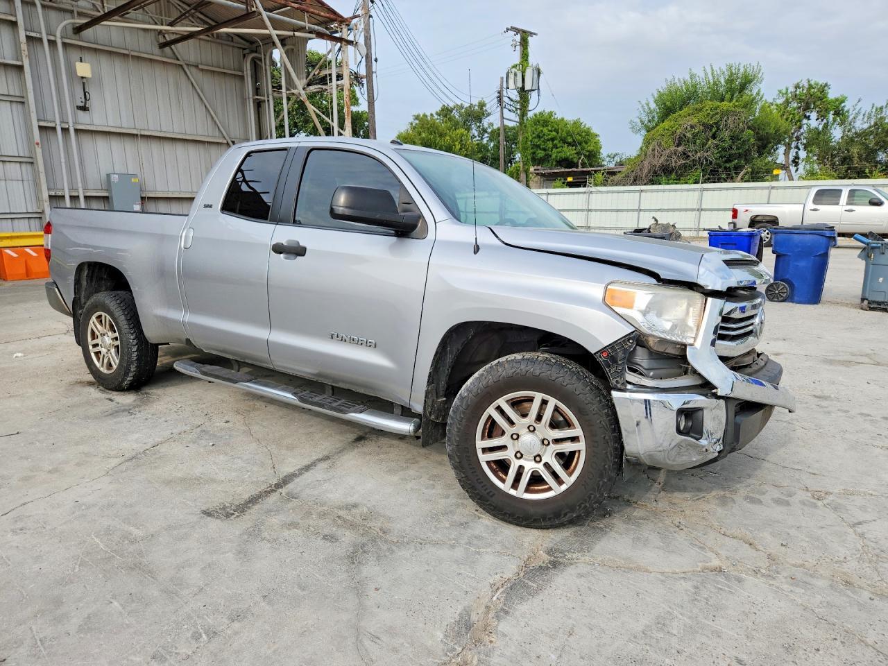 2017 Toyota Tundra Sr5 - Фото 4