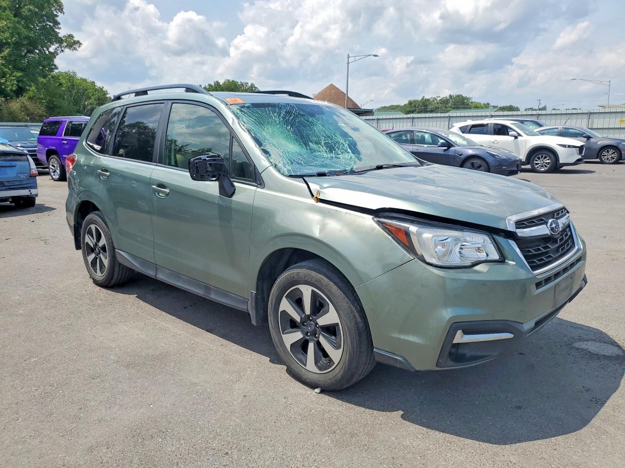 2017 Subaru Forester 2.5I Premium - Image 4