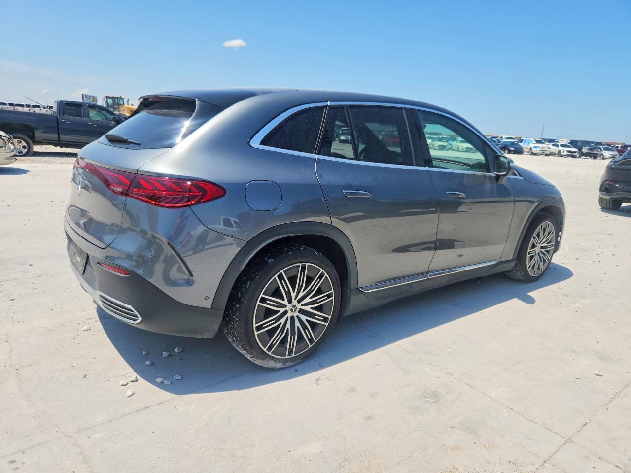 2025 Mercedes-Benz Eqe Suv 350+ - Фото 3