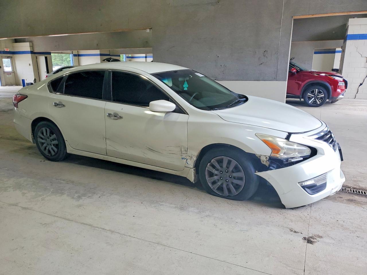 2014 Nissan Altima 2.5 S - Фото 4