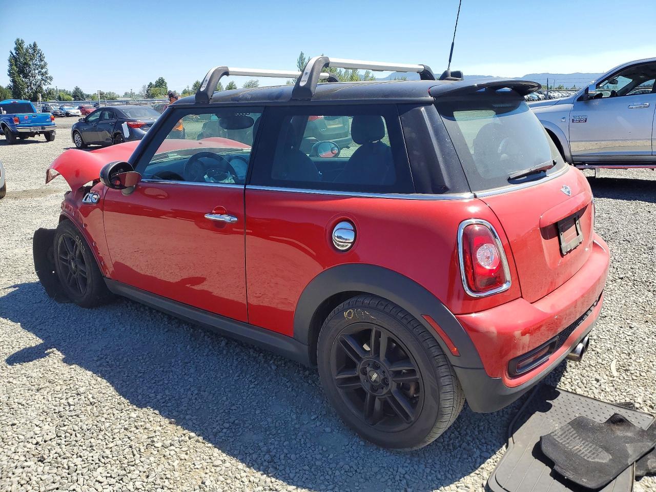 2013 Mini Cooper S - Image 2