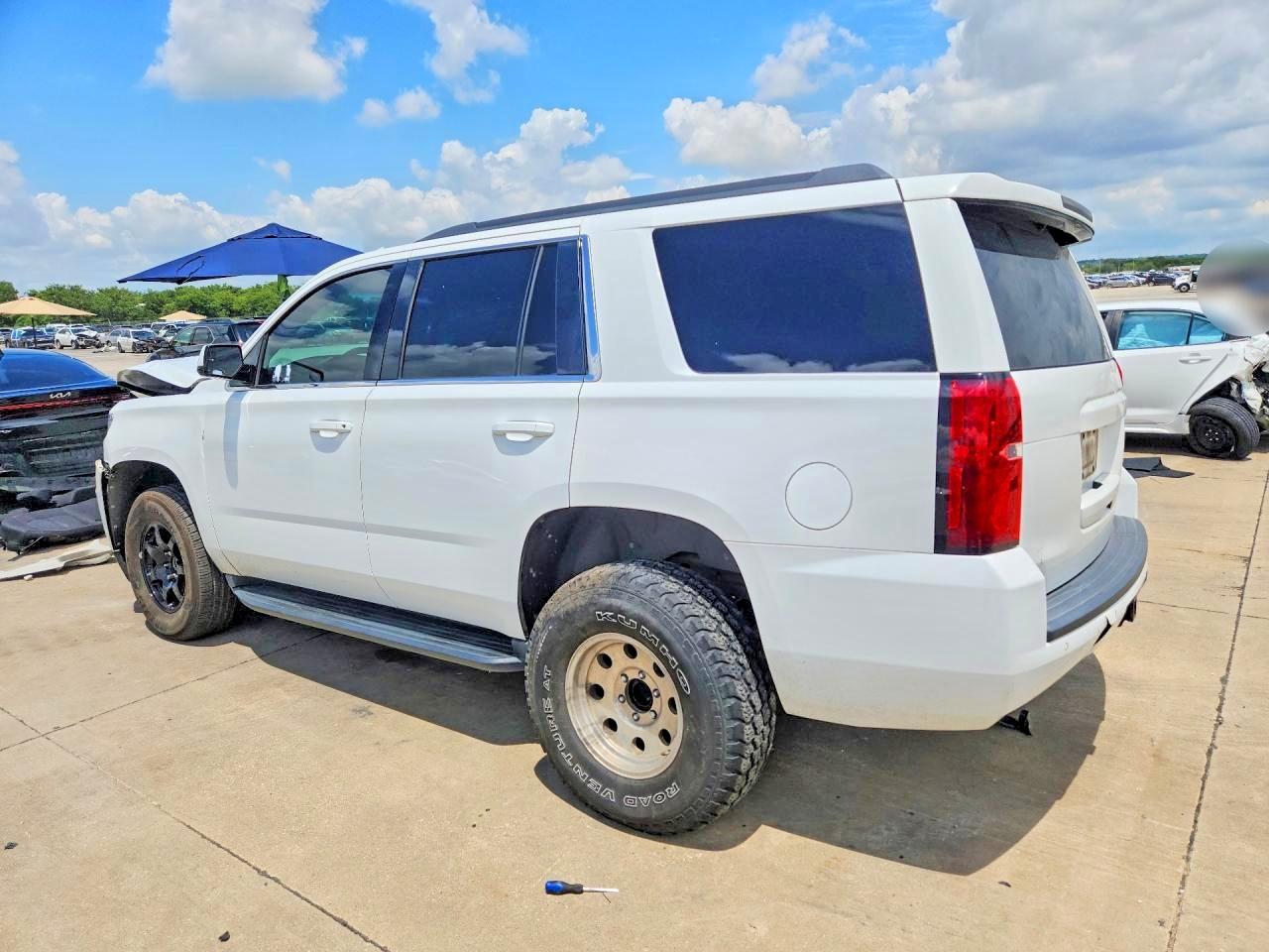 2018 Chevrolet Tahoe C1500 Ls - Фото 2