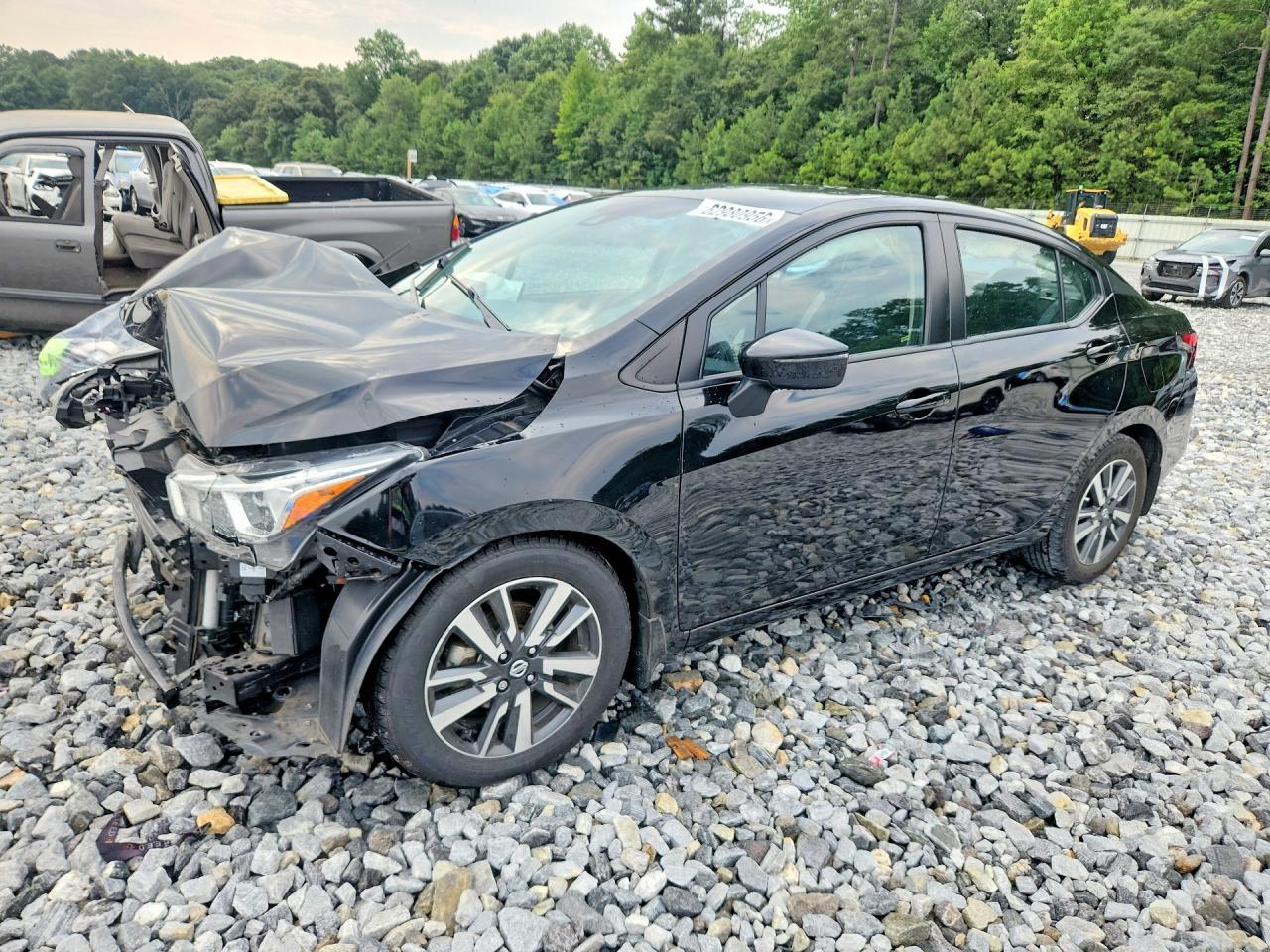 2021 Nissan Versa Sv
