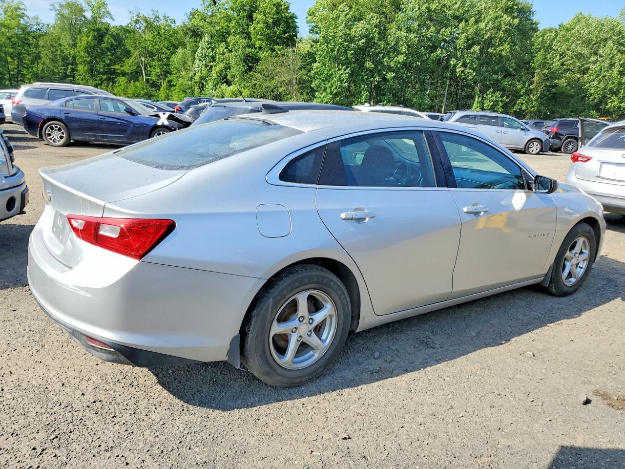 2017 Chevrolet Malibu Ls - Image 3