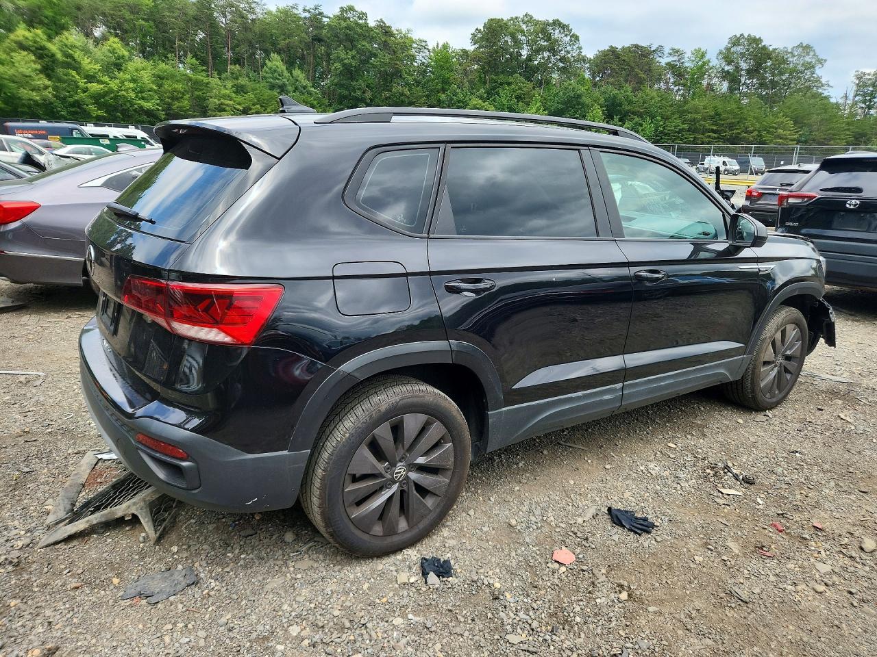 2024 Volkswagen Taos S - Image 3