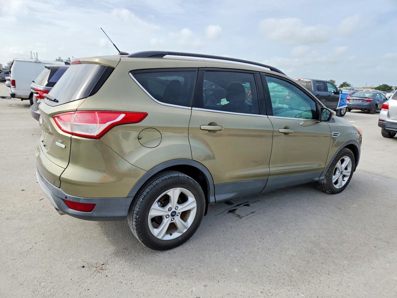 2014 Ford Escape Se - Image 3