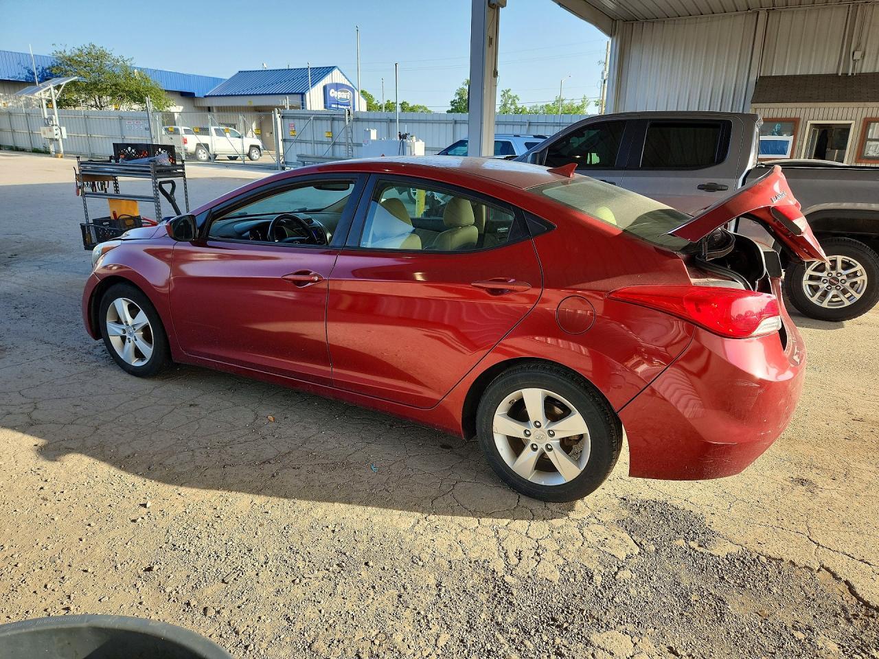 2013 Hyundai Elantra Gls - Image 2