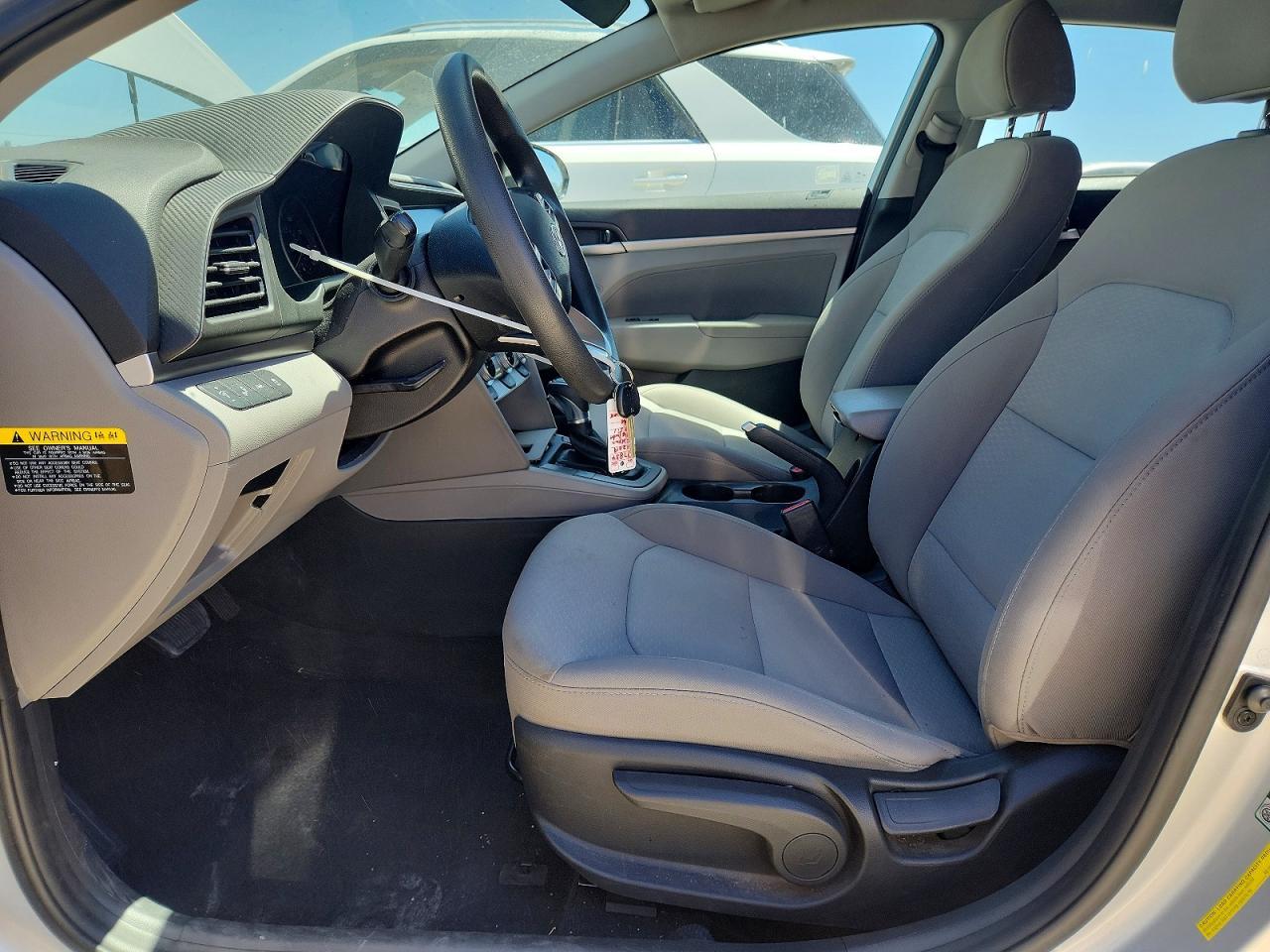2019 Hyundai Elantra Se - Image 7