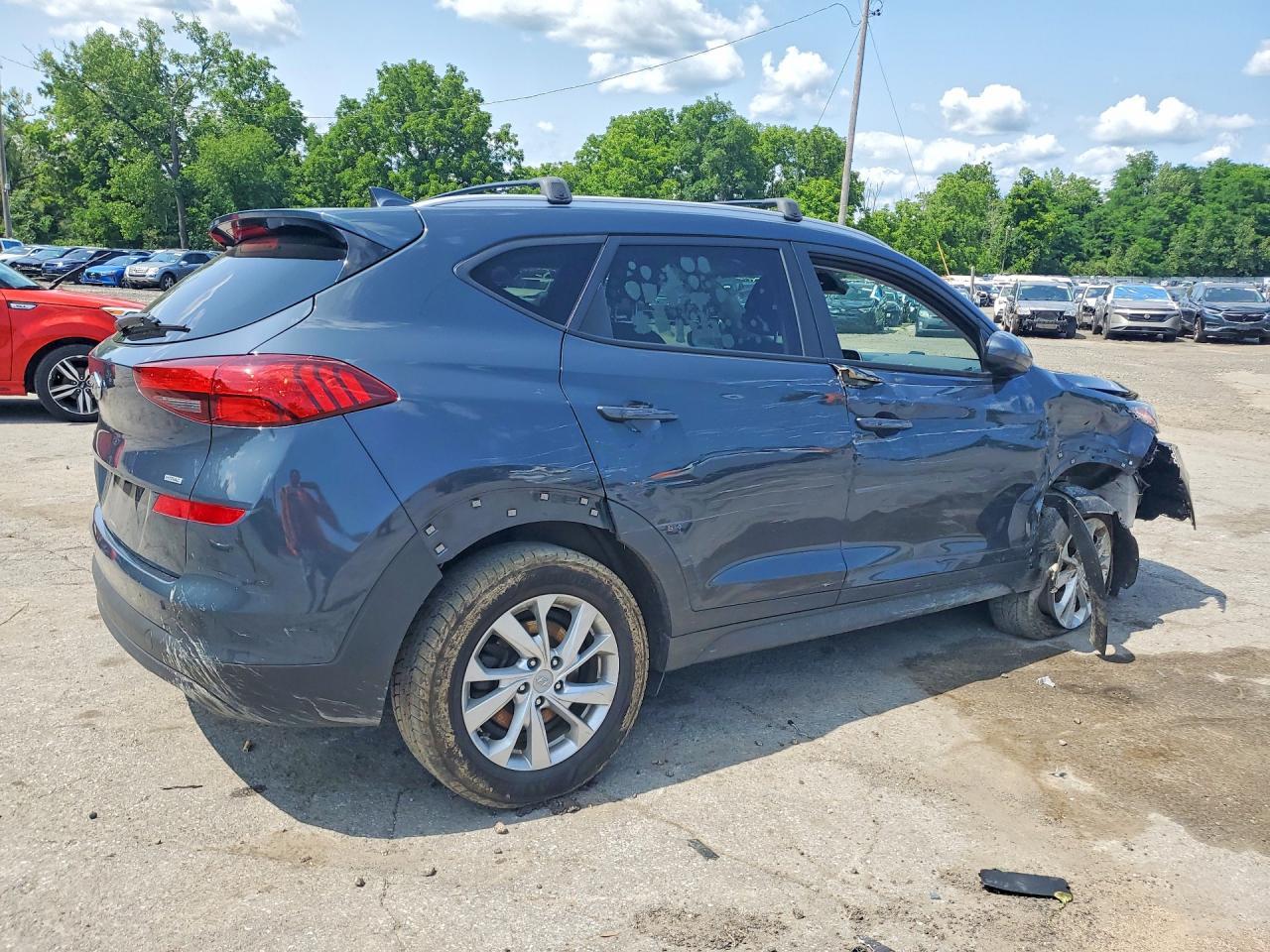 2021 Hyundai Tucson Value - Image 3