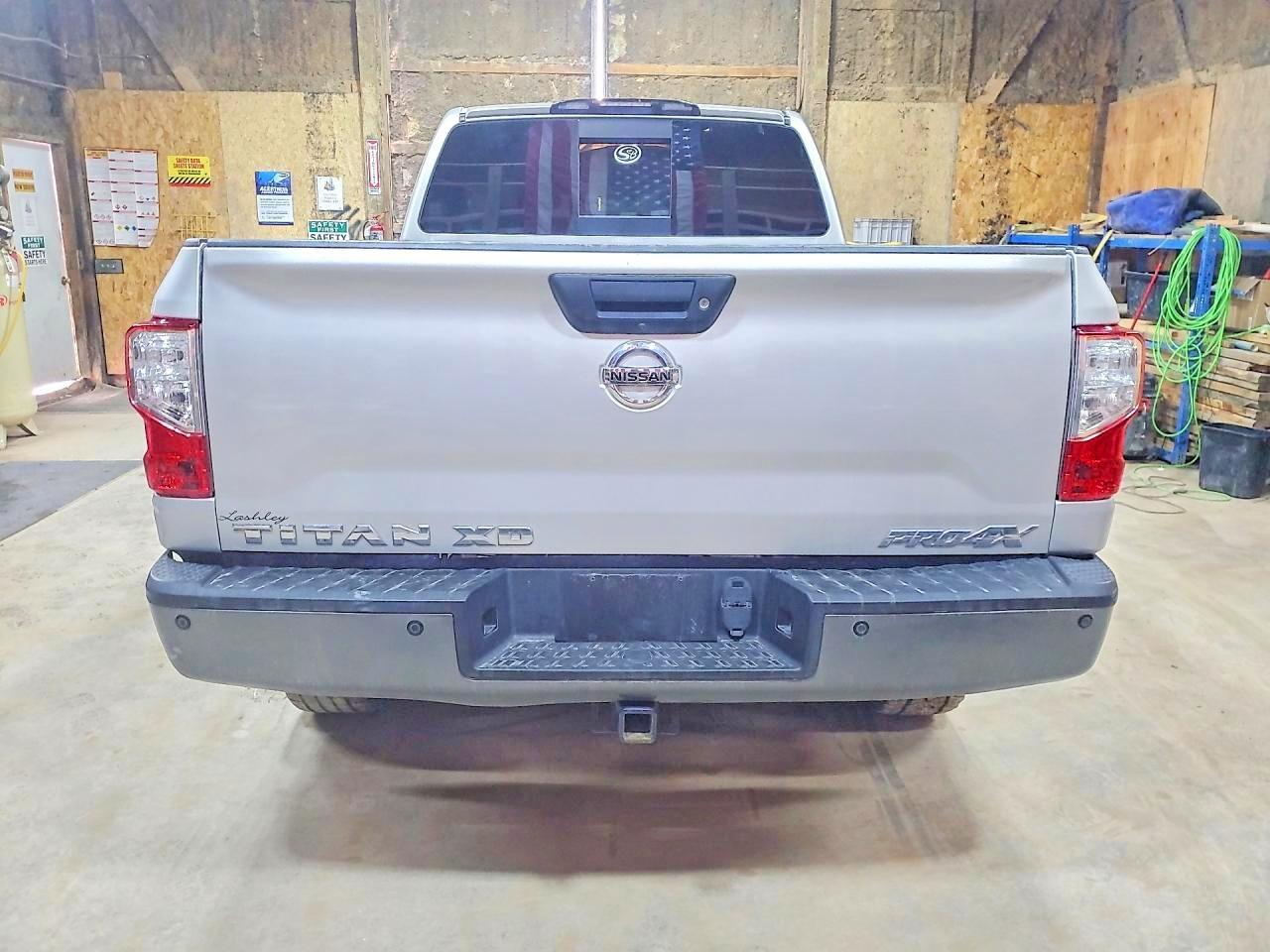 2019 Nissan Titan Xd Pro-4X - Фото 6