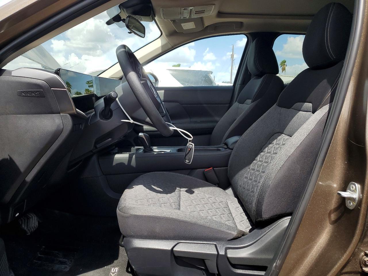 2026 Nissan Kicks Sv - Image 7