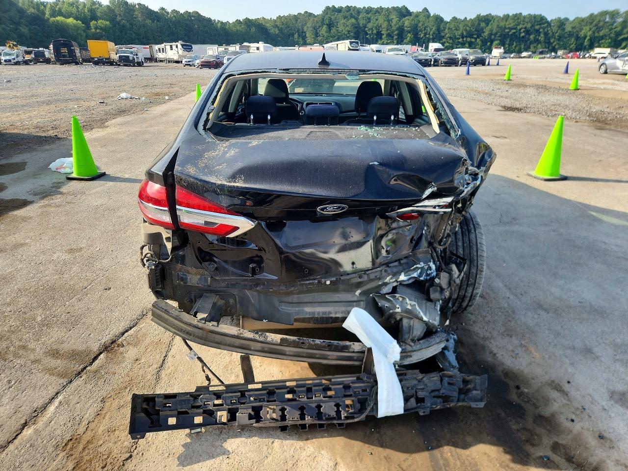 2020 Ford Fusion Se - Фото 6