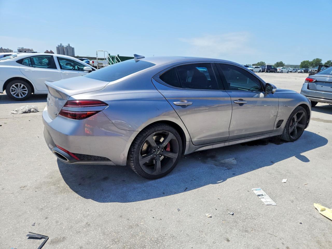 2026 Genesis G70 Sport Prestige - Фото 3