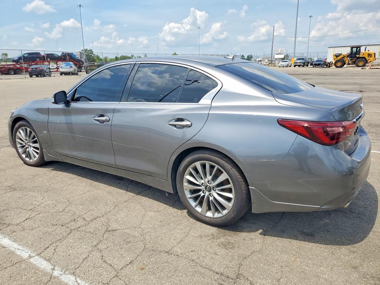 2019 Infiniti Q50 3.0T Luxe - Фото 2