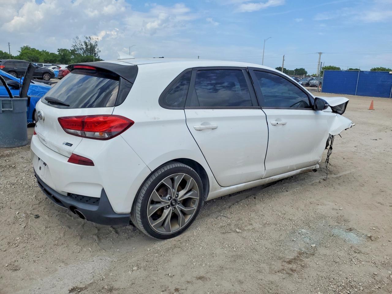 2020 Hyundai Elantra Gt N Line - Image 3