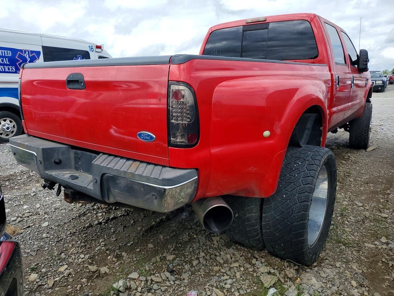 2008 Ford F350 Super Duty - Фото 3