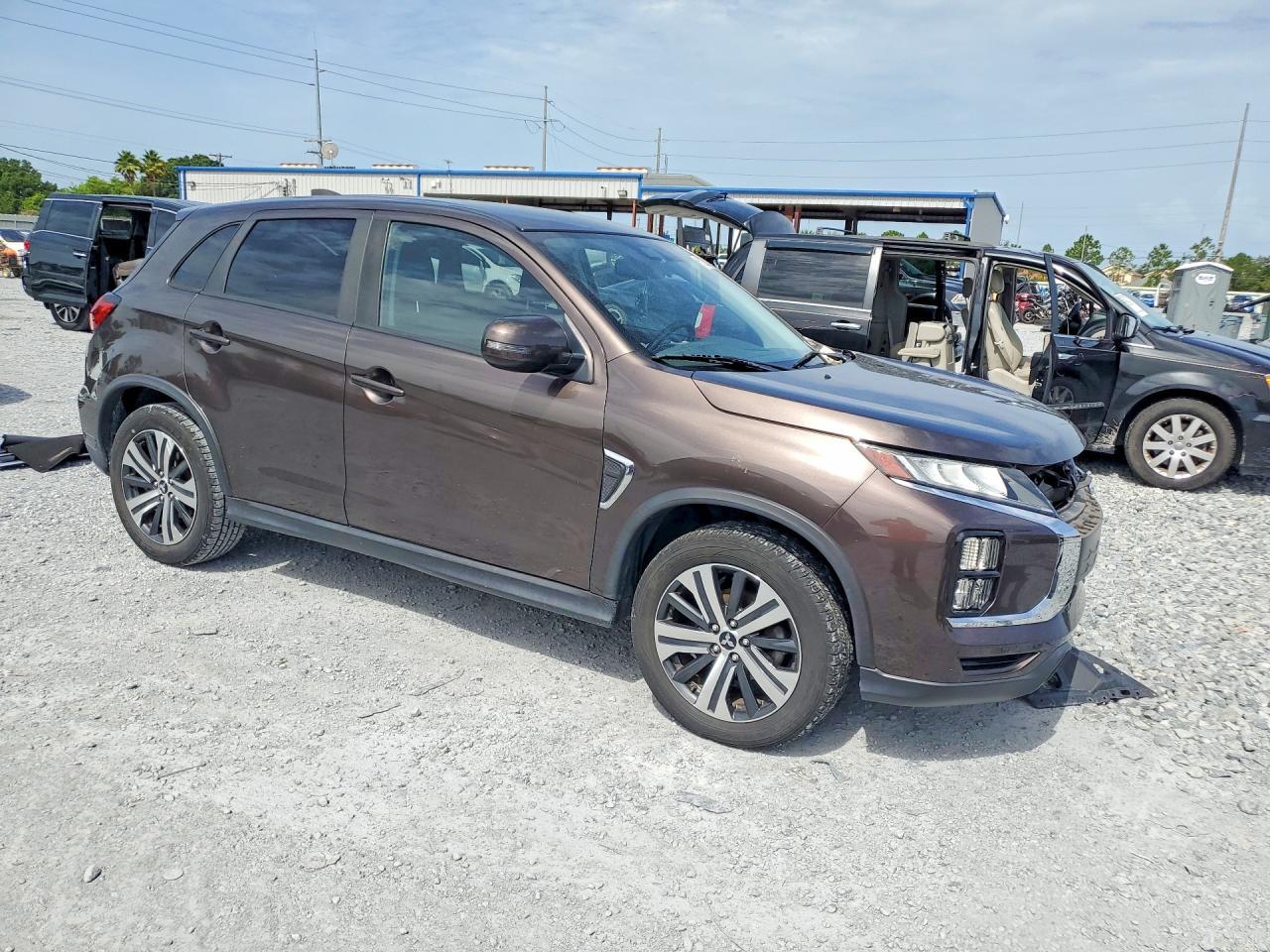 2020 Mitsubishi Outlander Sport Se - Фото 4