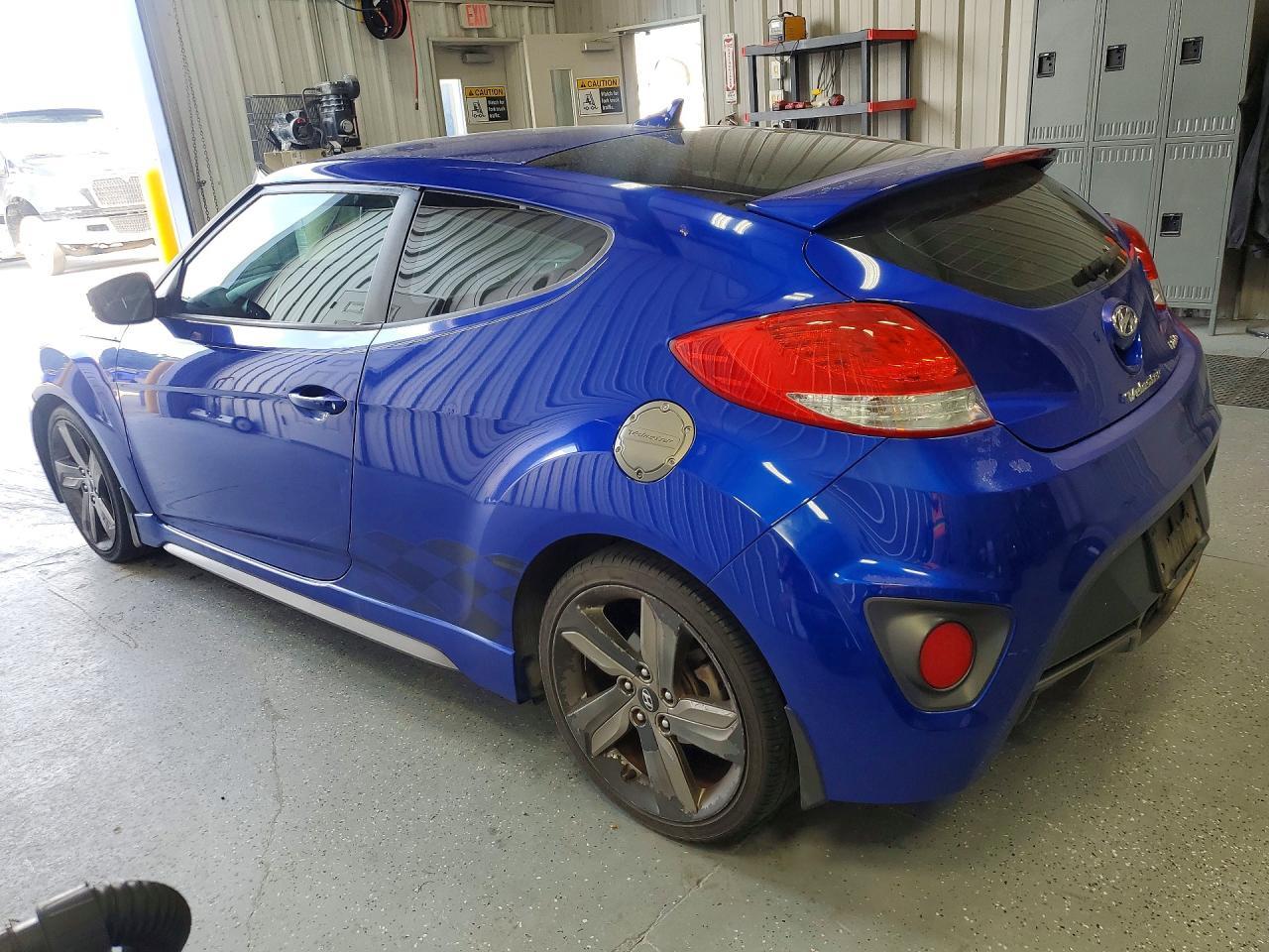 2015 Hyundai Veloster Turbo - Фото 2