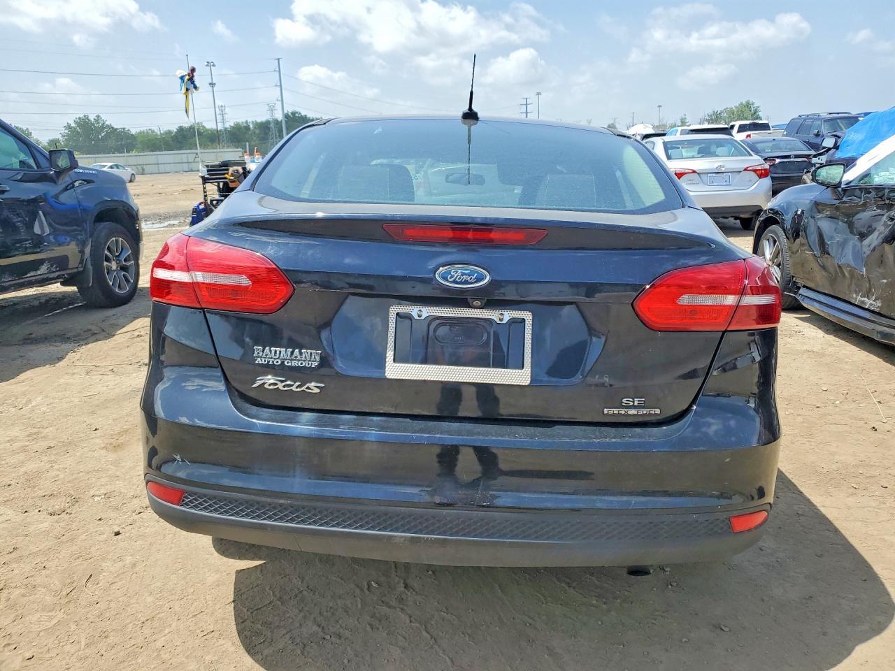 2016 Ford Focus Se - Image 6