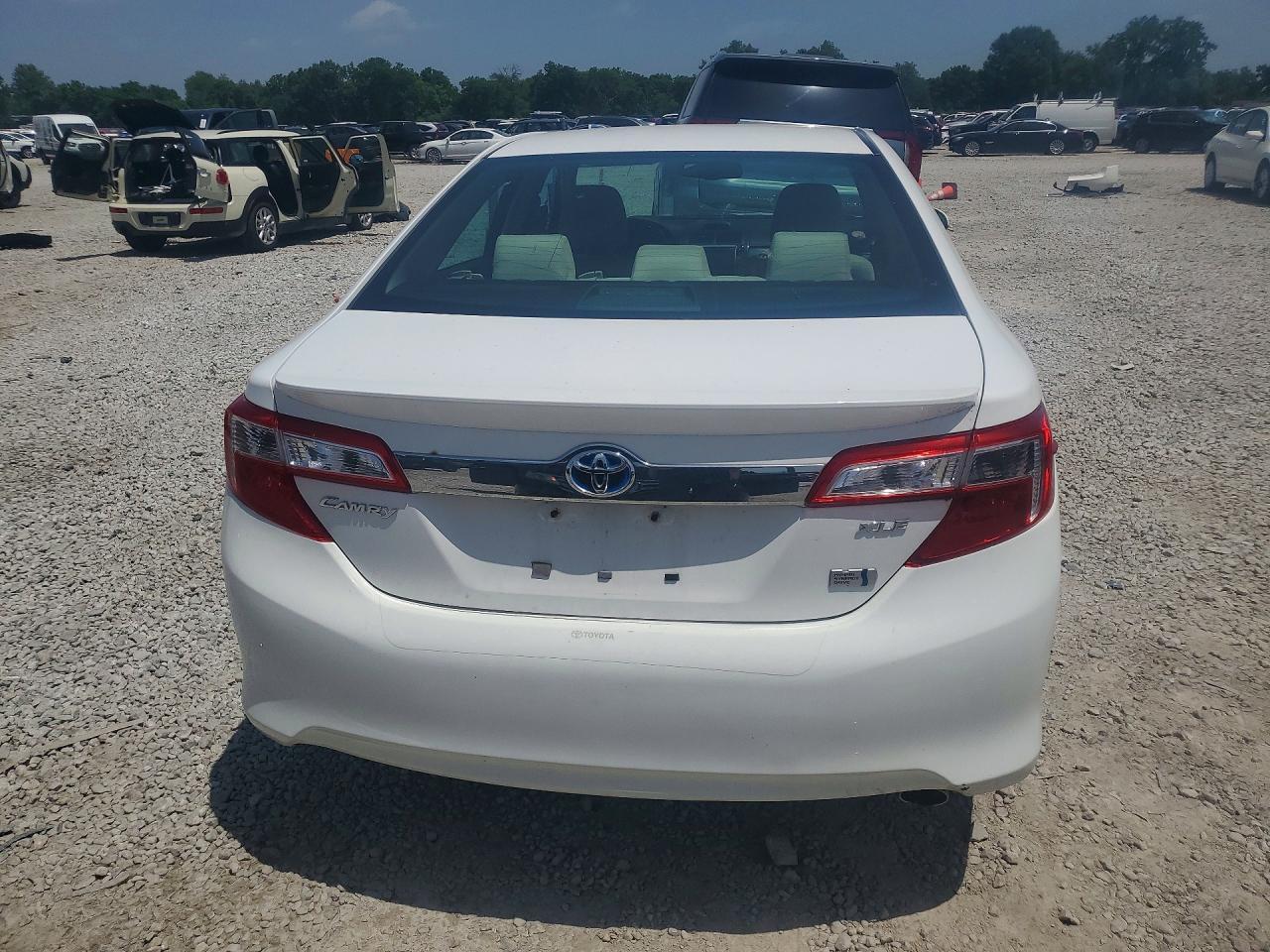 2012 Toyota Camry Hybrid Xle - Image 6