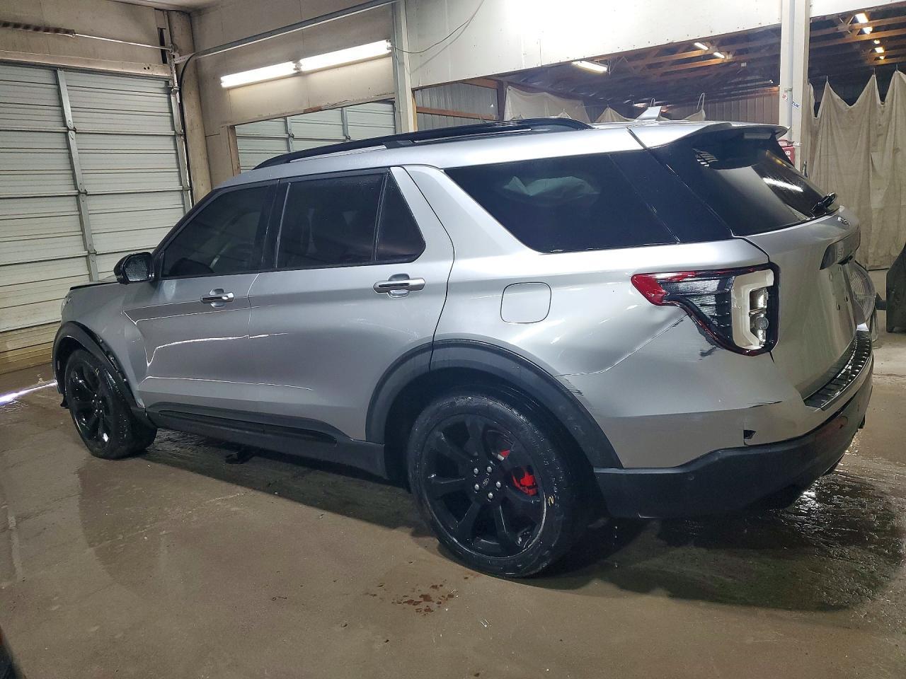 2020 Ford Explorer St - Фото 2