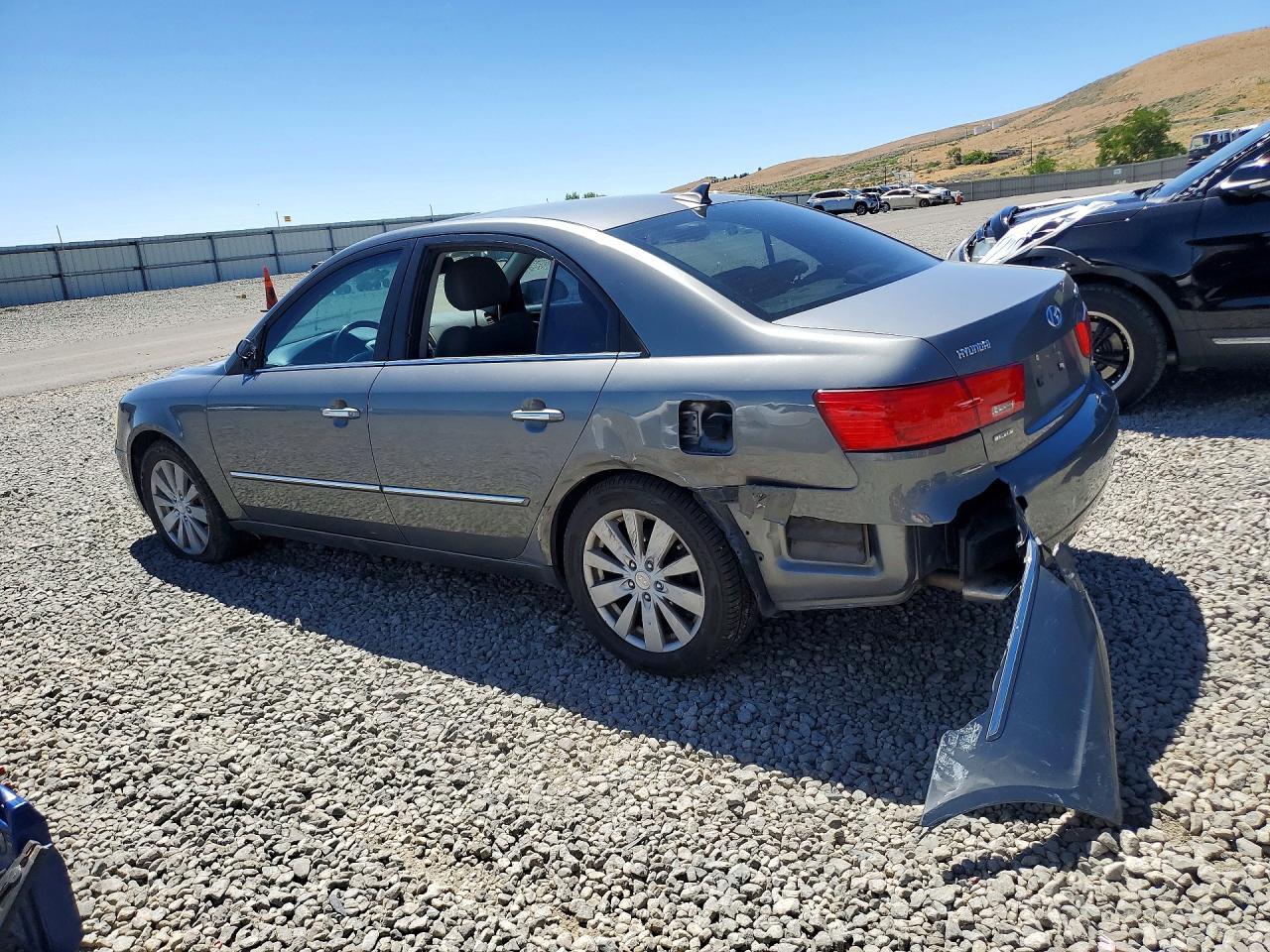 2009 Hyundai Sonata Limited V6 - Image 2