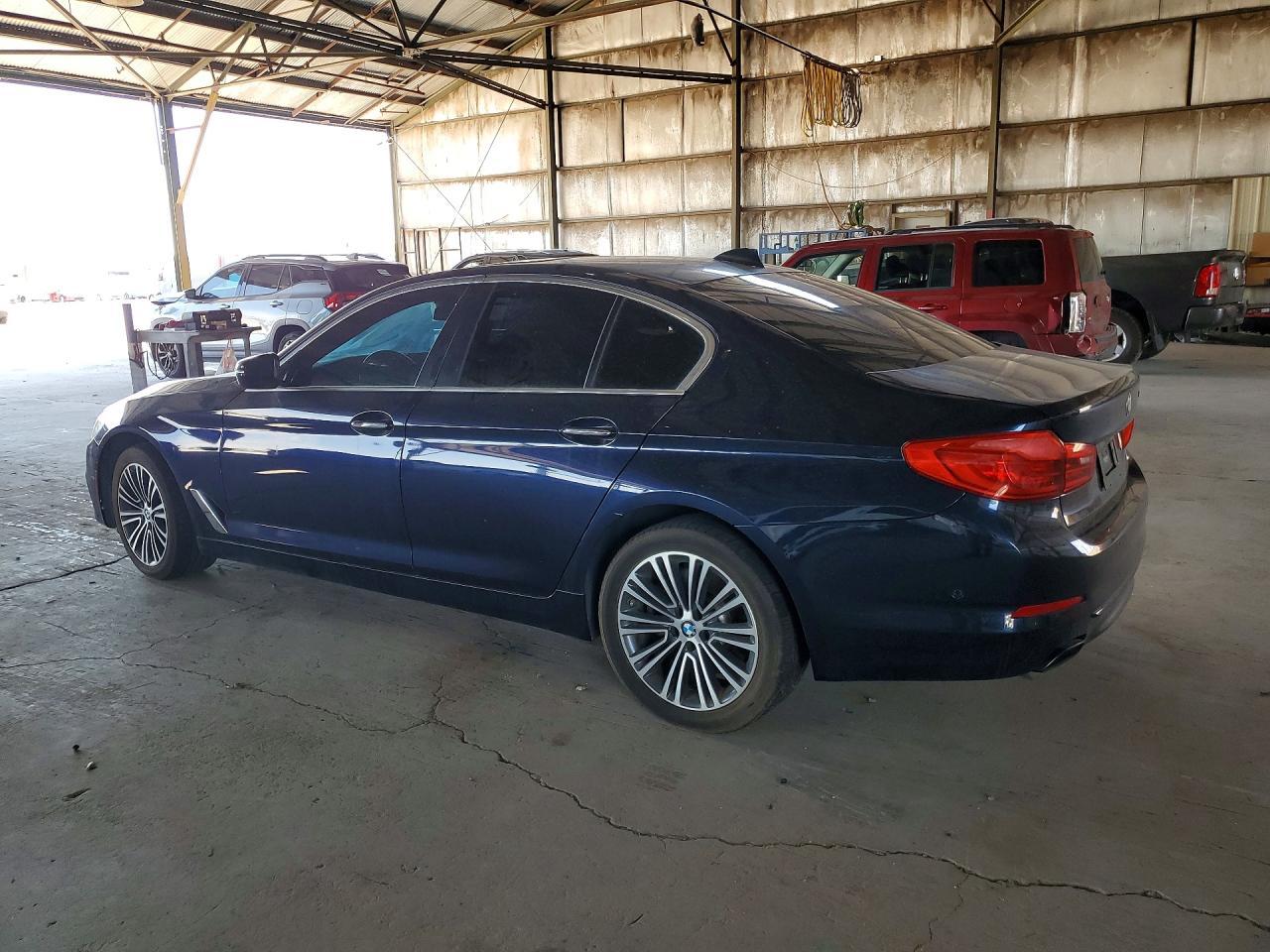 2017 BMW 540 I - Фото 2